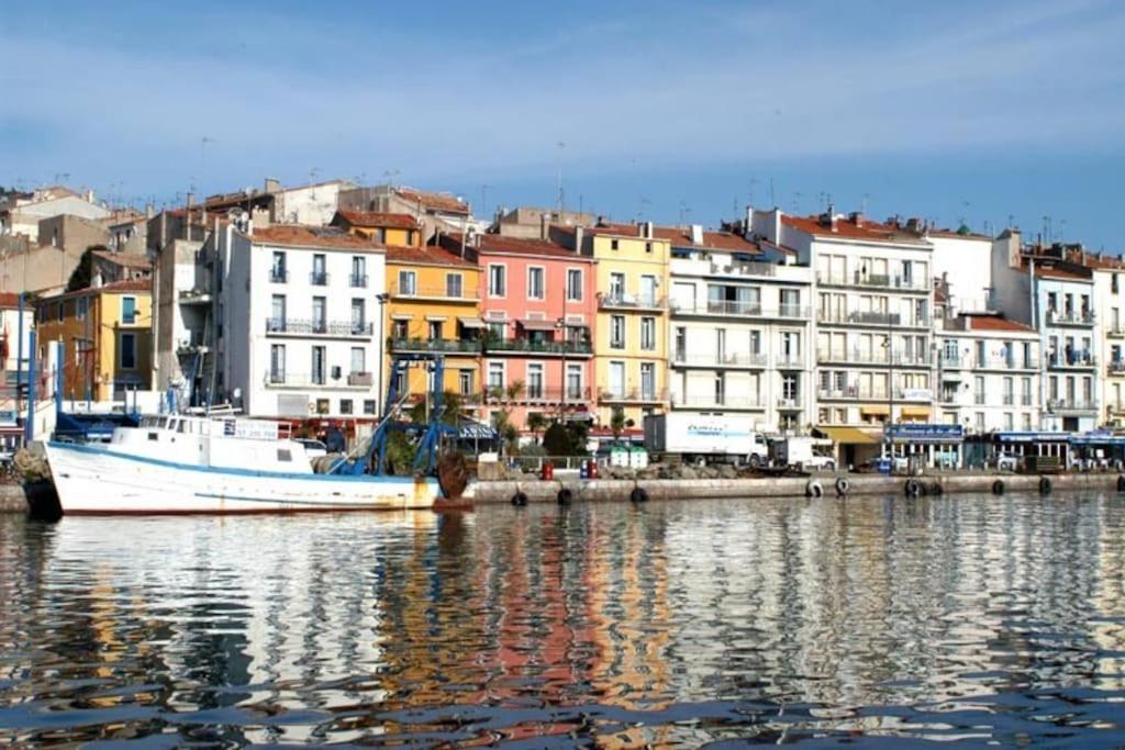 Appt 4 Pers Avec Jardin Ombrage En Centre Ville De Sete Bagian luar foto